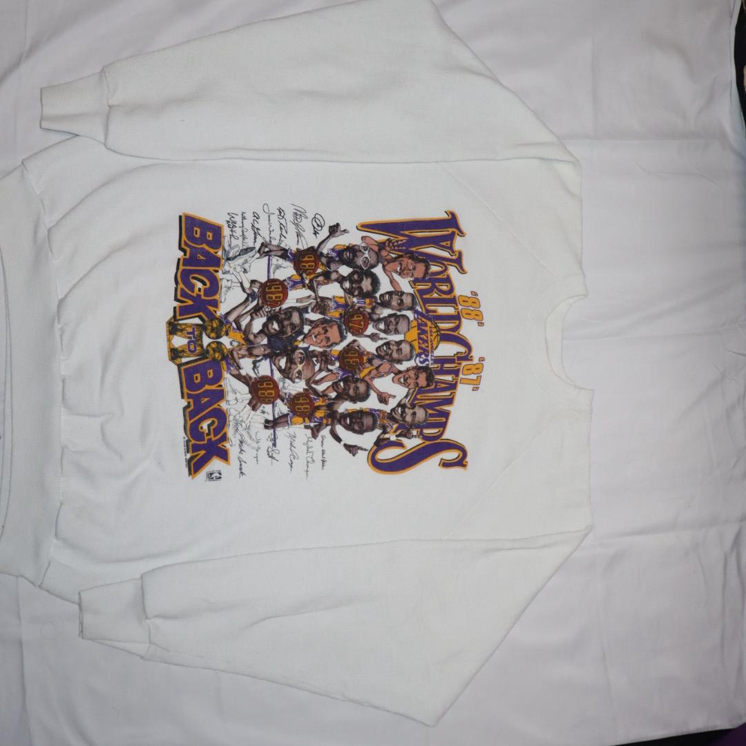 Vintage LA Lakers '87-'88 Back to Back Crewneck